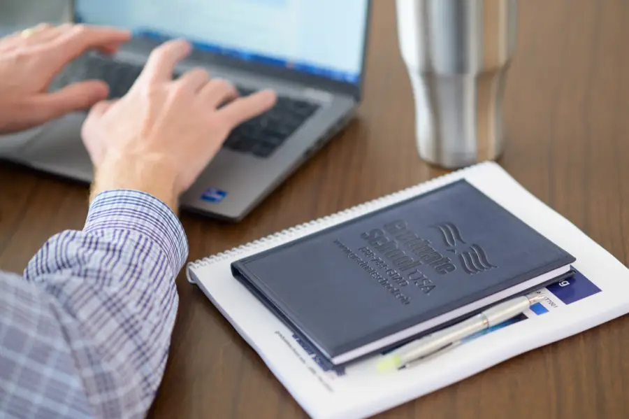 A federal employee working through a self-paced Graduate School USA course